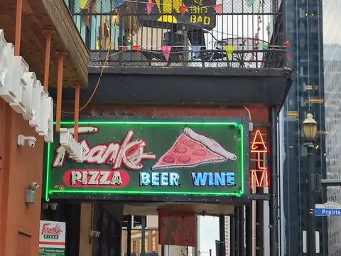 Frank's Pizza in Houston