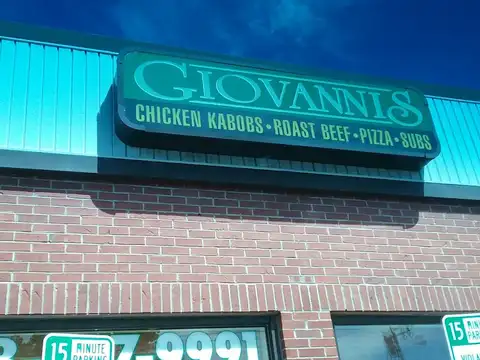 Giovanni’S Roast Beef And Pizza Tewksbury in Tewksbury
