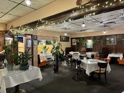 Golden Saigon Restaurant in Aurora
