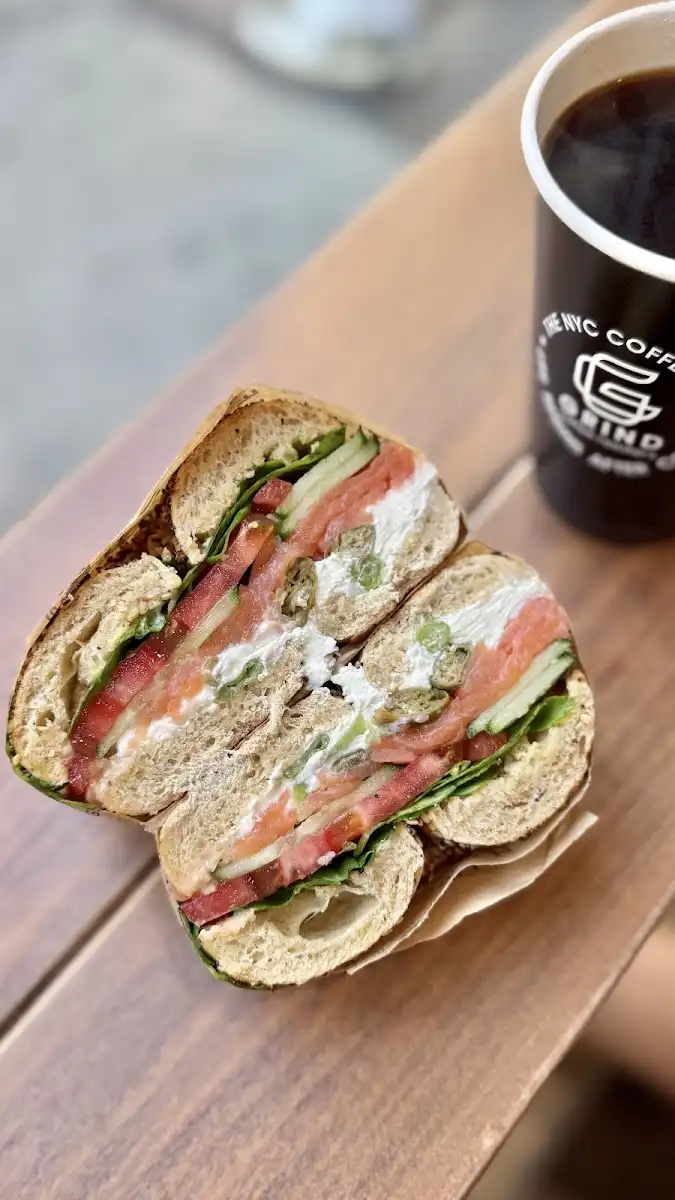 Grind The Nyc Coffee Shop & Bagel House – photo 3