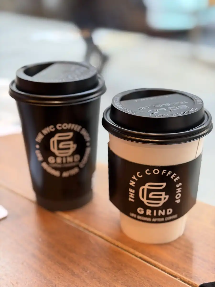 Grind The Nyc Coffee Shop & Bagel House – photo 4
