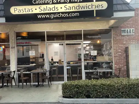 Guichos Eatery in San Clemente