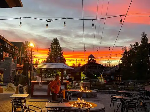 Gunbarrel Tavern & Eatery in South Lake Tahoe