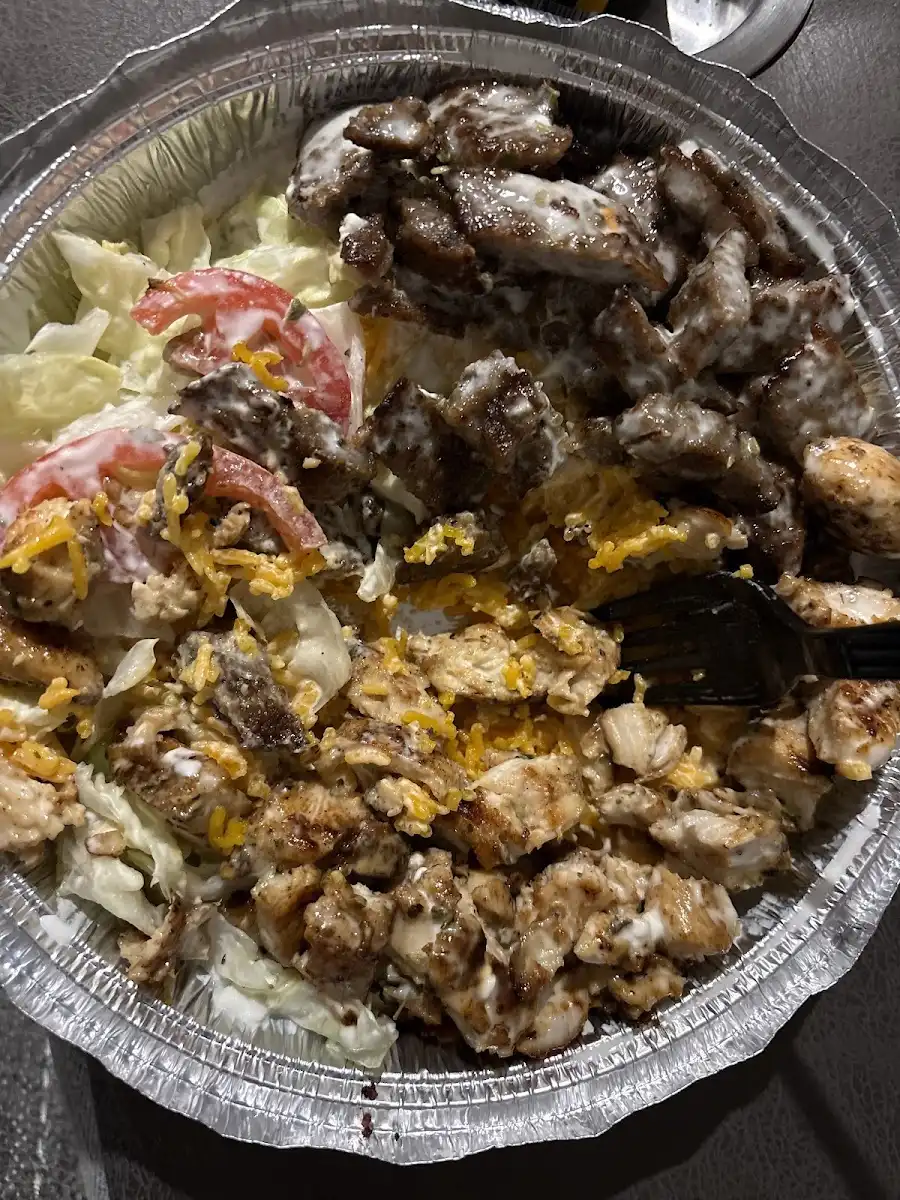Halal Brothers Gyro And Grill – photo 2
