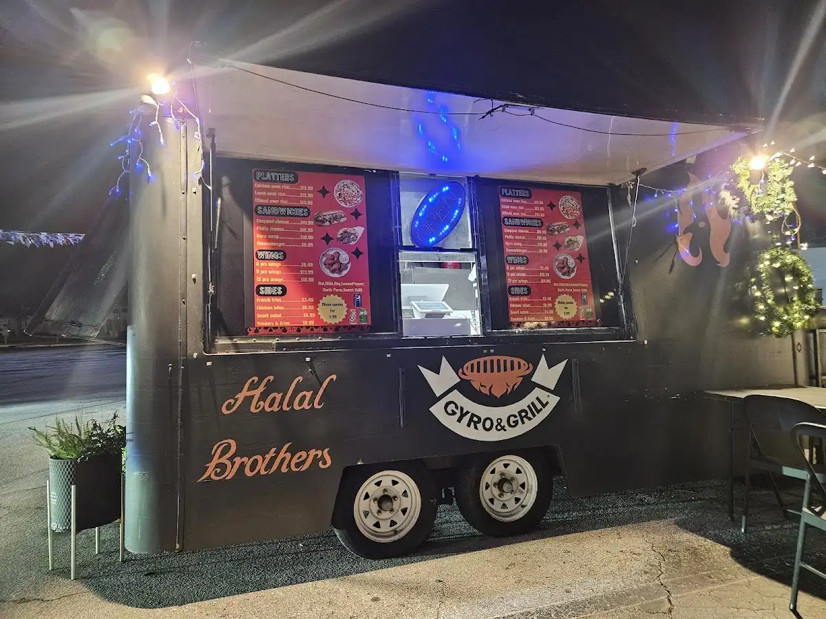 Halal Brothers Gyro And Grill – photo 3