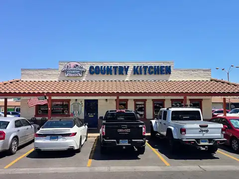 Hometown Country Kitchen in Henderson