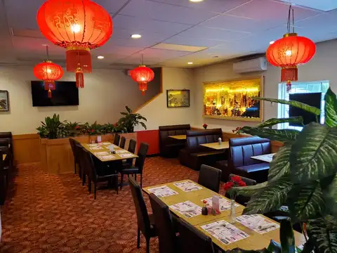 Hong Kong Island Chinese Restaurant in Rockland