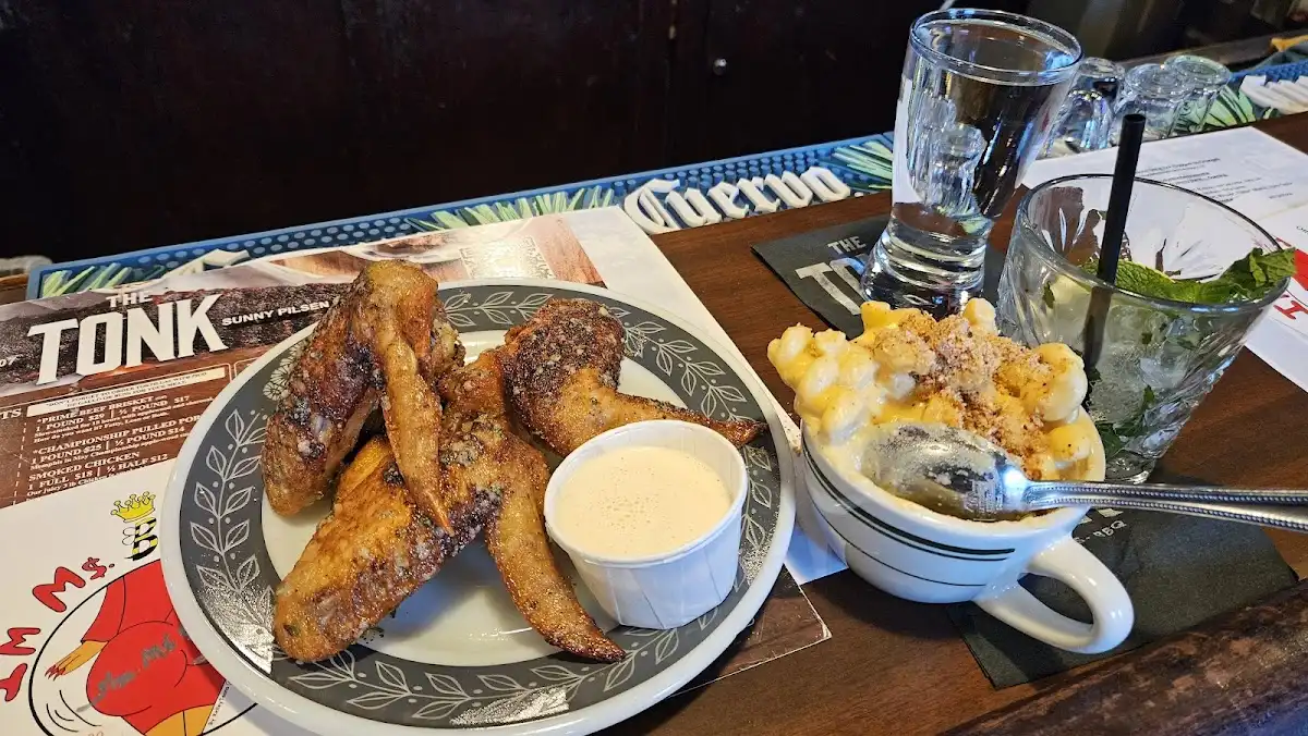 Honky Tonk Bbq / The Tonk – photo 4