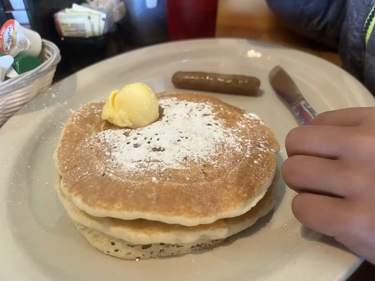 Hotcakes Emporium Pancake House & Restaurant – photo 4