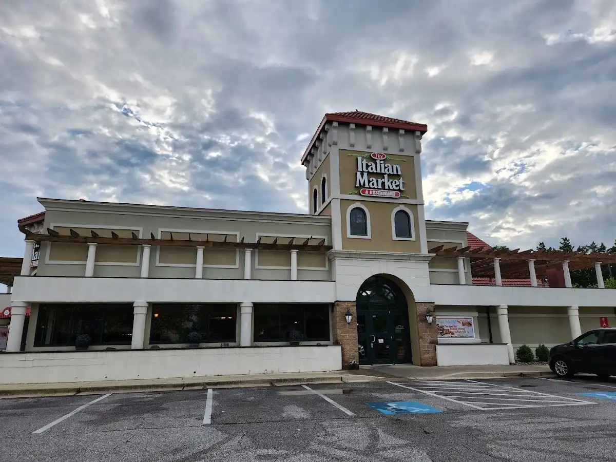 Italian Market & Restaurant – photo 4