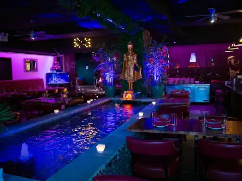 Jade Eatery And Lounge in Forest Hills