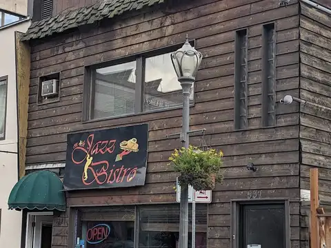 Jazz Bistro On 4Th in Fairbanks