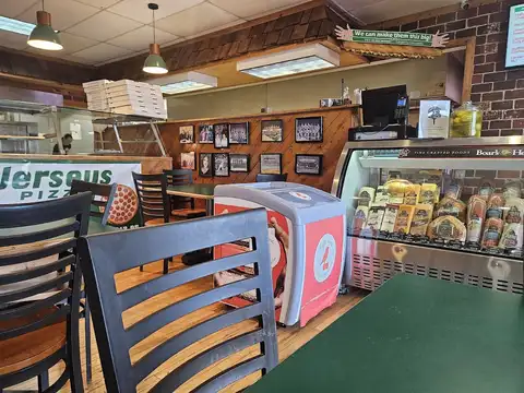Jersey's Subs And Pizza in Morgantown
