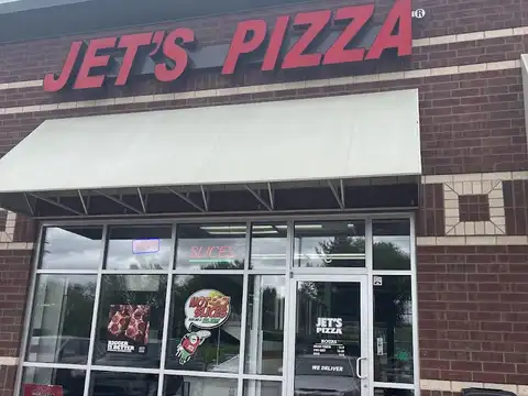 Jet's Pizza Greenville in Greenville