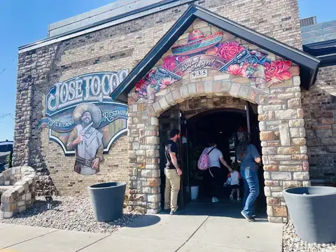 Jose Locos in Springfield