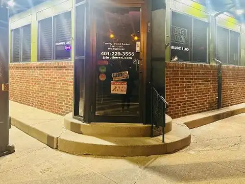 J's Brothers Restaurant in Pawtucket