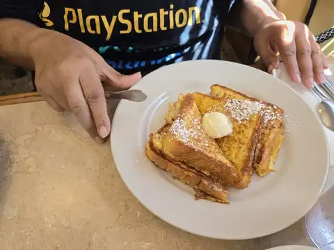 Kennedy House Of Pancakes (K-Hop) in Hammond
