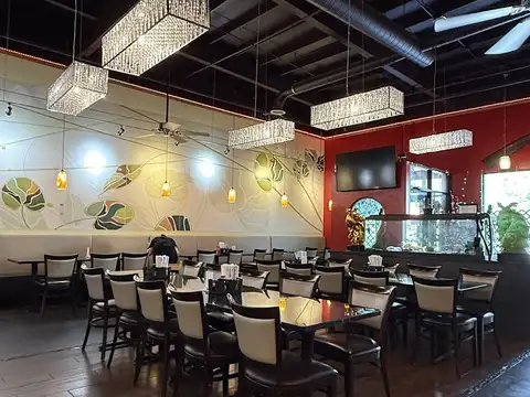 Kim's Cuisine Asian Fusion Bistro in Eagle River