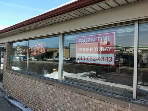 Knapp's Donut Shop in Rochester