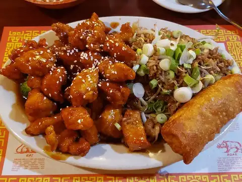 Kwong Tung Inn in Detroit