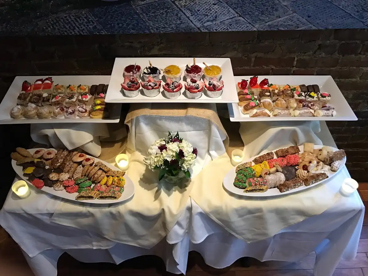 La Famiglia Giorgio's Restaurant – photo 4