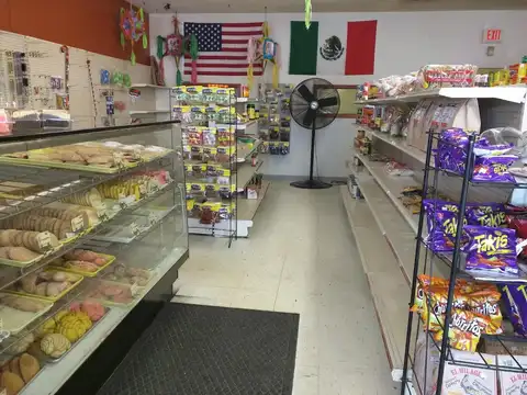 La Paloma Pastries in Toledo