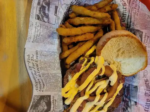 Ladder House Bar & Grill Inc in Martinsburg