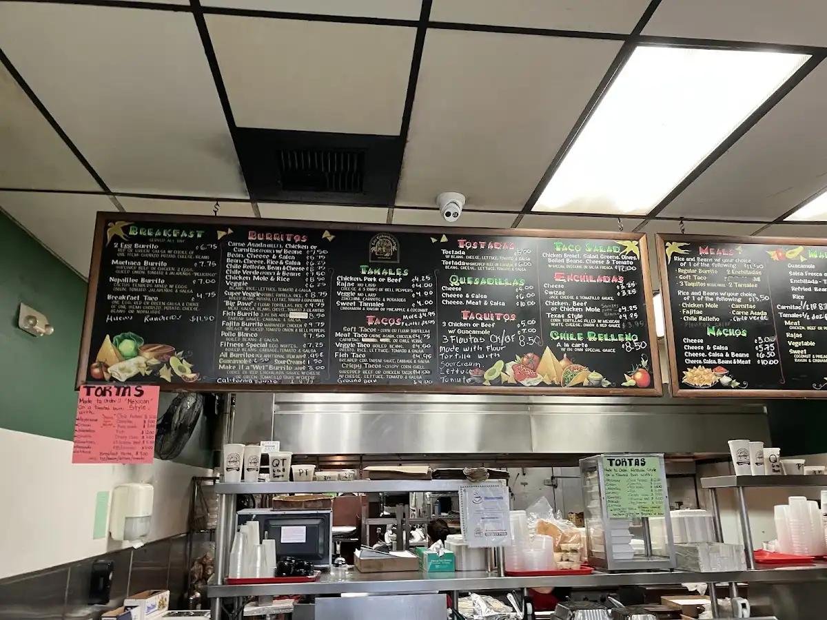 Las Golondrinas Mexican Food – photo 3