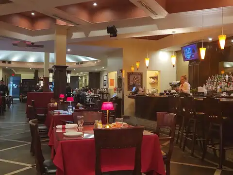 Las Vegas Cuban Cuisine in Hallandale Beach