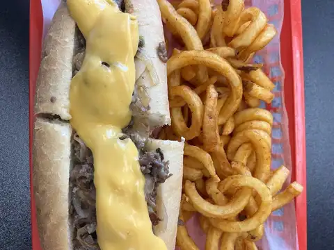 Leftys Cheesesteaks, Burgers & Wings in Romulus
