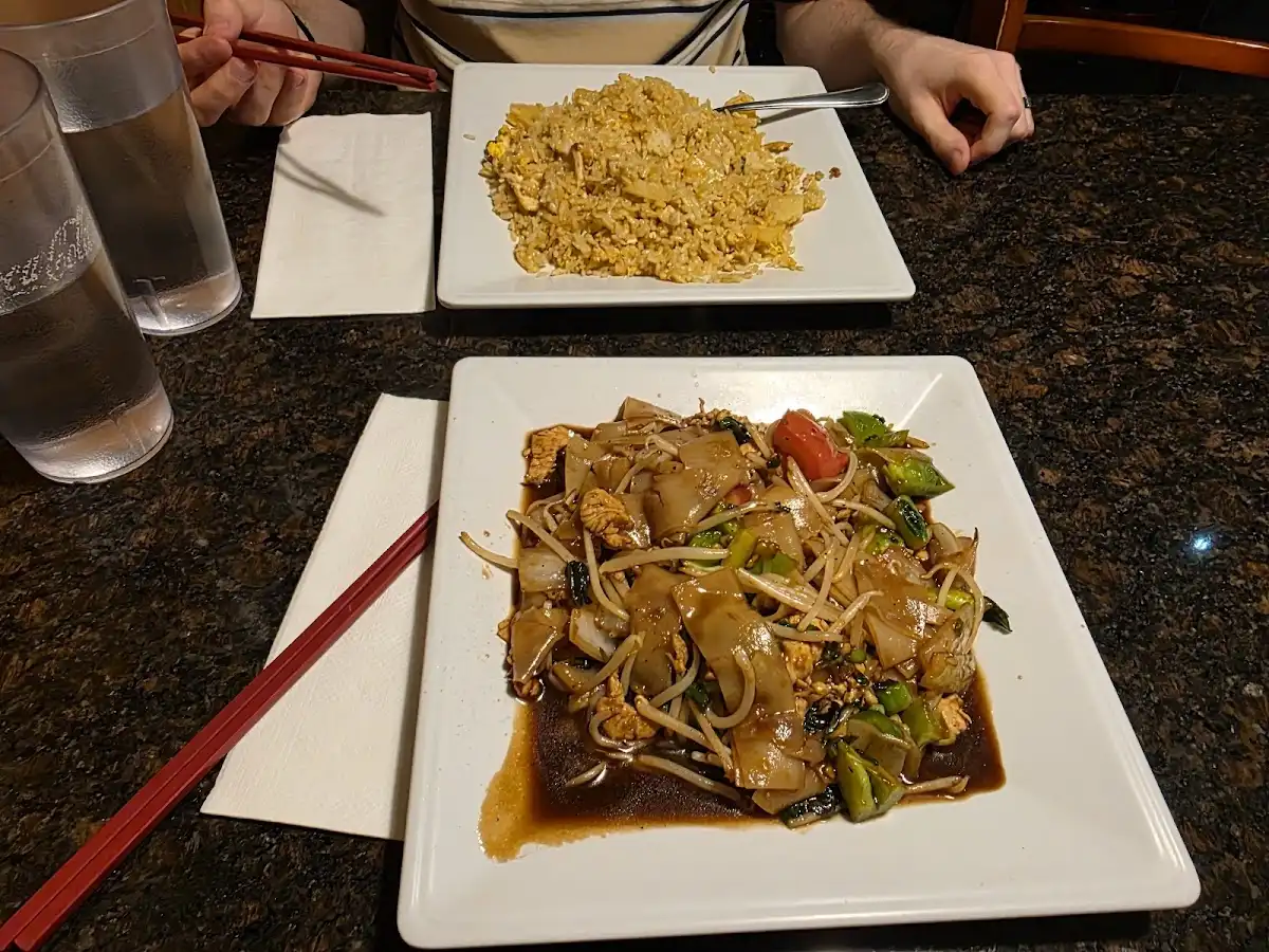 Lemongrass Noodle House – photo 2