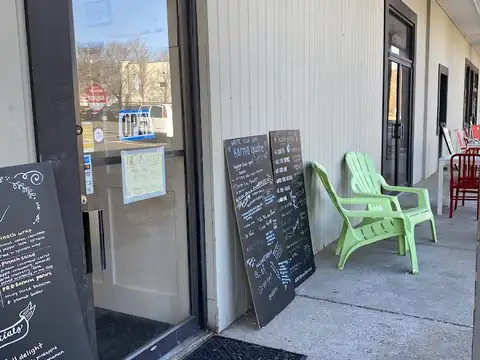 Liquid Nirvana Juice Bar in Glastonbury