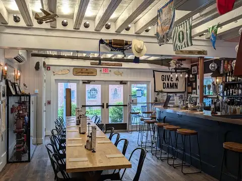 Little Creek Oyster Farm & Market in Greenport