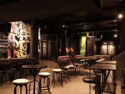 Live Axe in New York