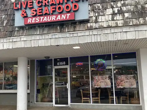Live Crawfish & Seafood in Falls Church