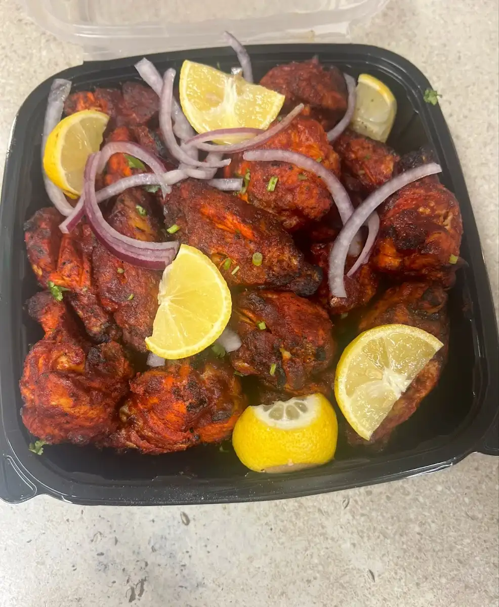 Lombardis Pizza & Halal Indian Food – photo 3