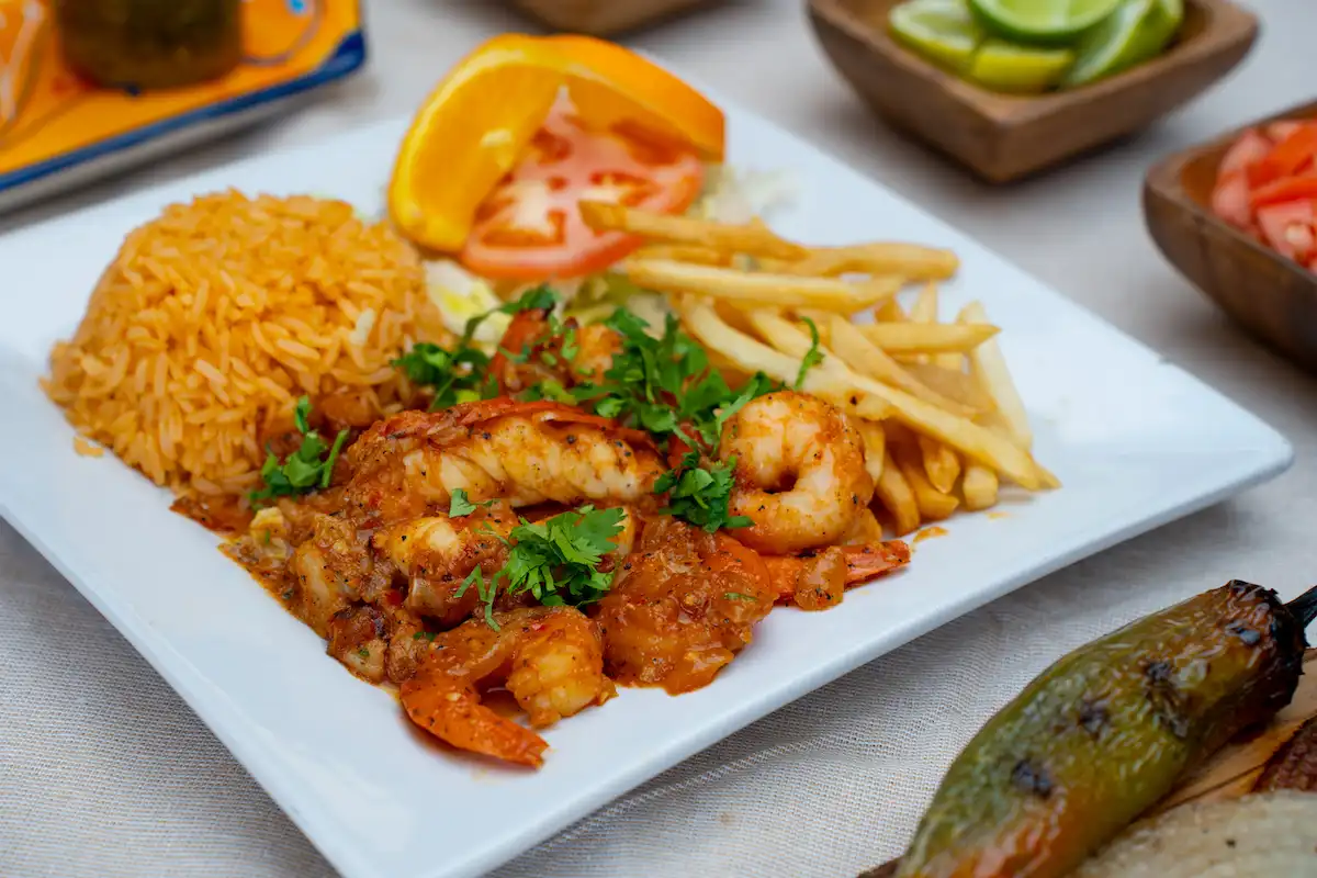 Los 2 Pollos Mexican Kitchen – photo 4