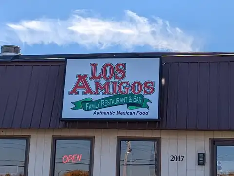 Los Amigos Family Restaurant & Bar in New Castle