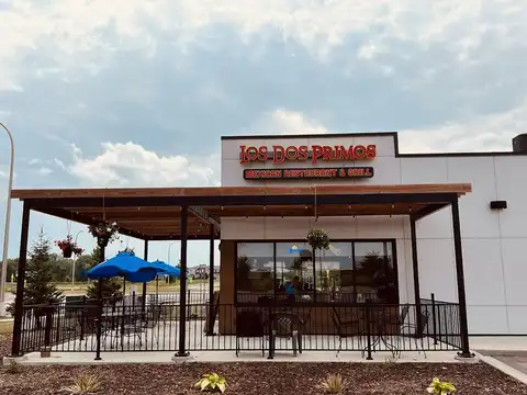 Los Dos Primos Mexican Restaurant in Mankato