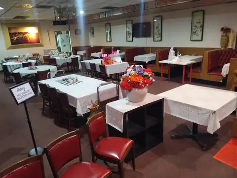Loung Hing Restaurant in Taylor