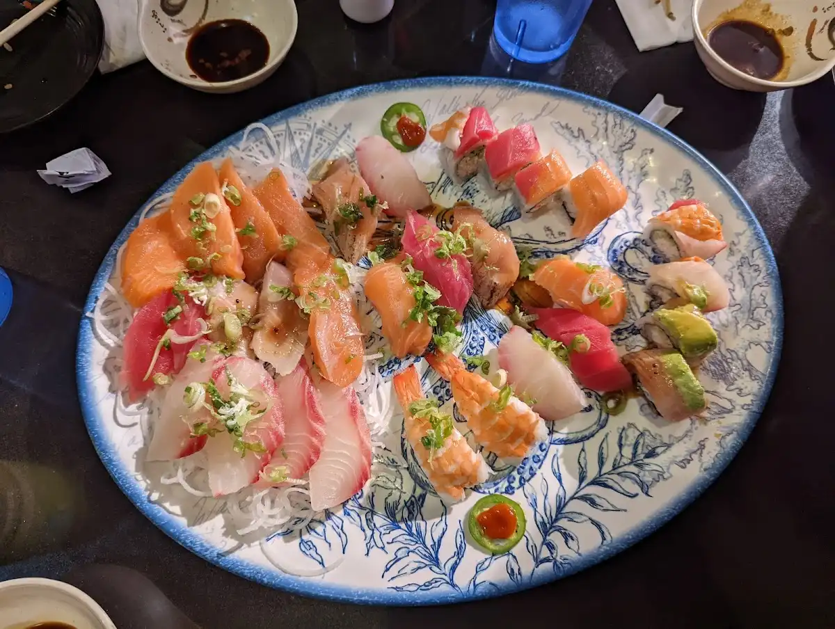 Love Soya Sushi – photo 2