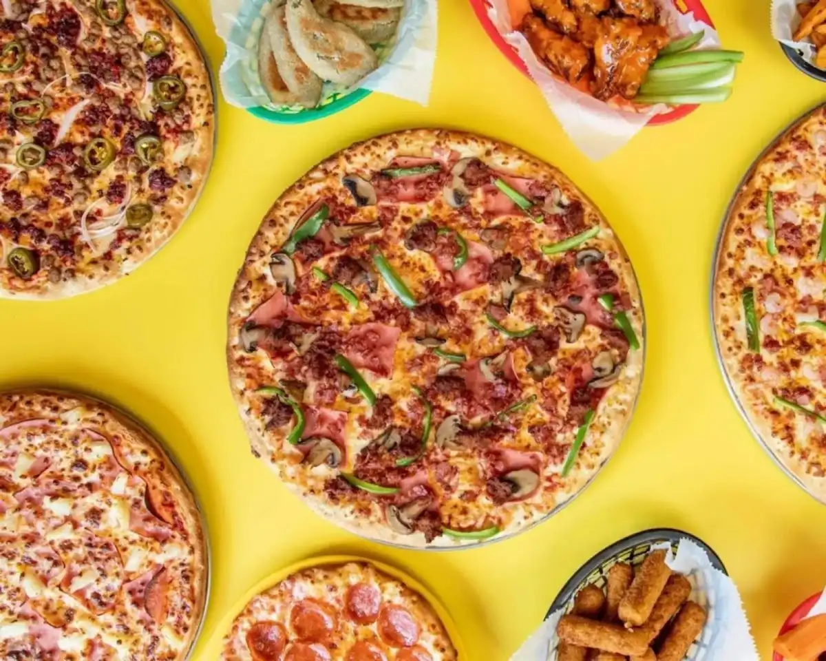 Love's Pizza – photo 2