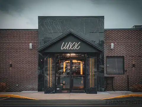 Luxx The Restaurant in Sterling