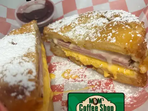M & M's Coffee Shop And Grub Food Truck Midland Tx in Midland