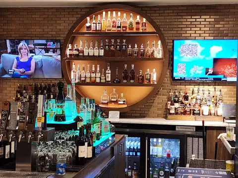 Magnum Moon Hayloft Bar & Grill in Louisville
