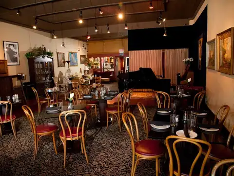 Main Street Bistro & Piano Bar-Cabaret in Guerneville