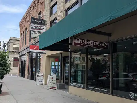 Main Street Overeasy in Bozeman