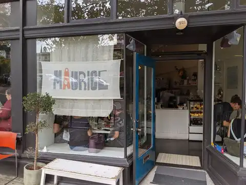 Måurice Portland in Portland