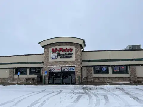 Mcpete's Sports Bar & Lanes in Big Lake