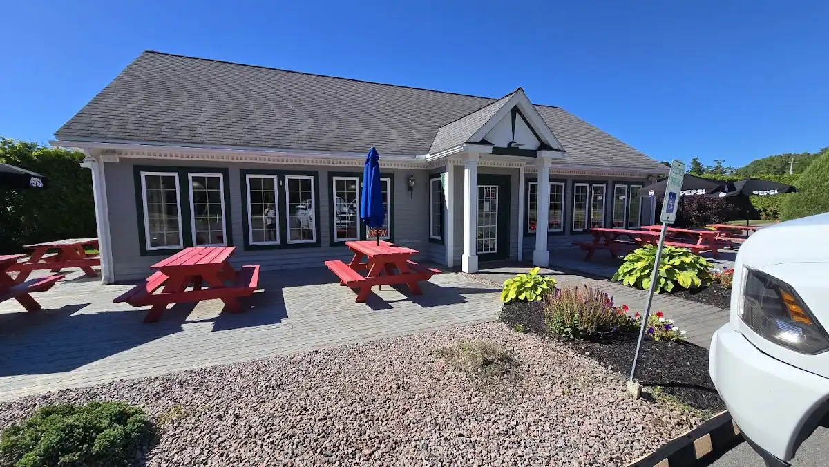 Mcsweeney’S Red Hots & Restaurant – photo 3